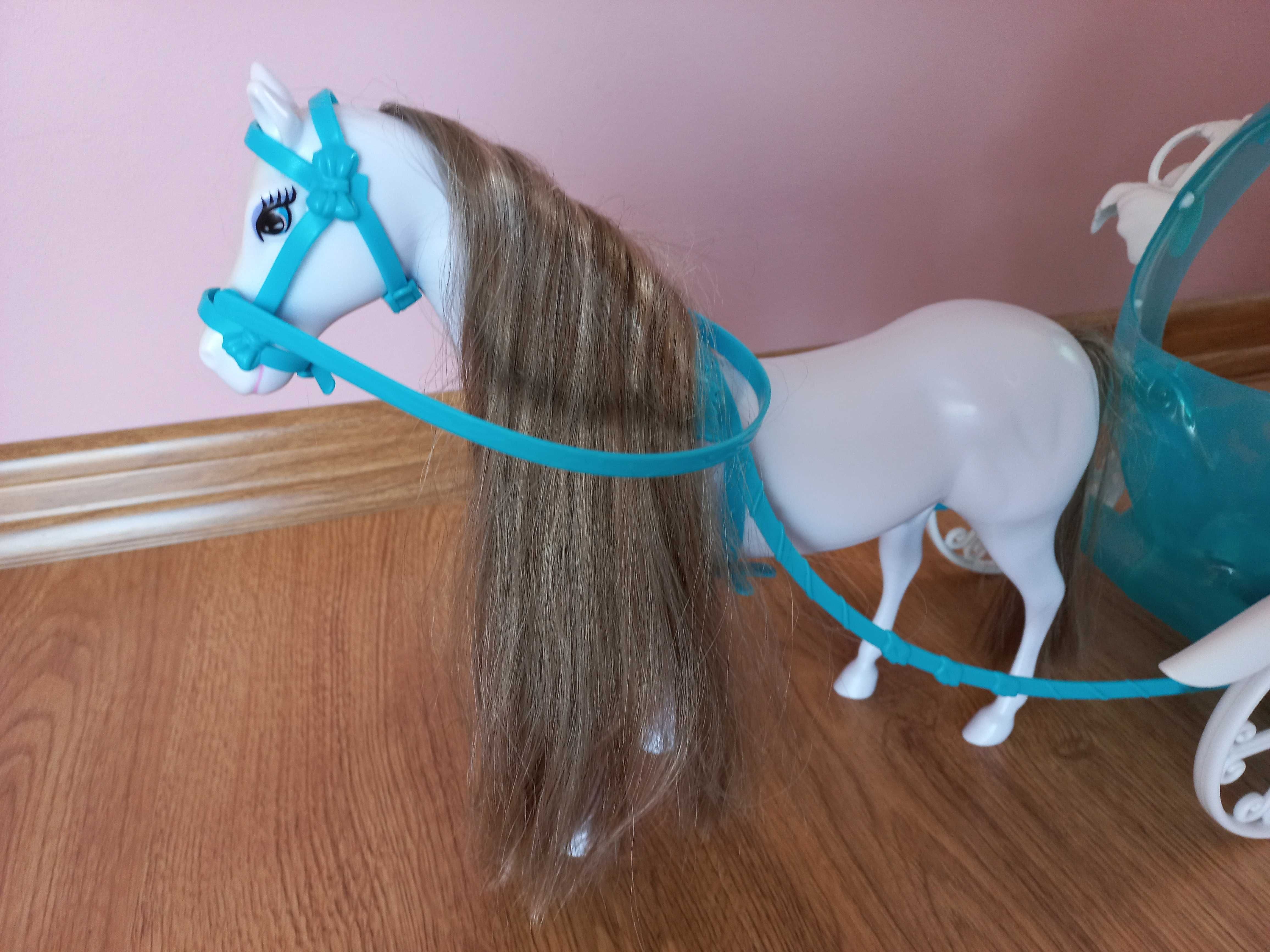 Królewska kareta z koniem + lalka barbie