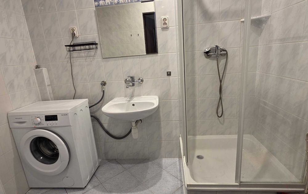 Dworek Gulczewko – pokoje i apartamenty pracownicze blisko Wrześni