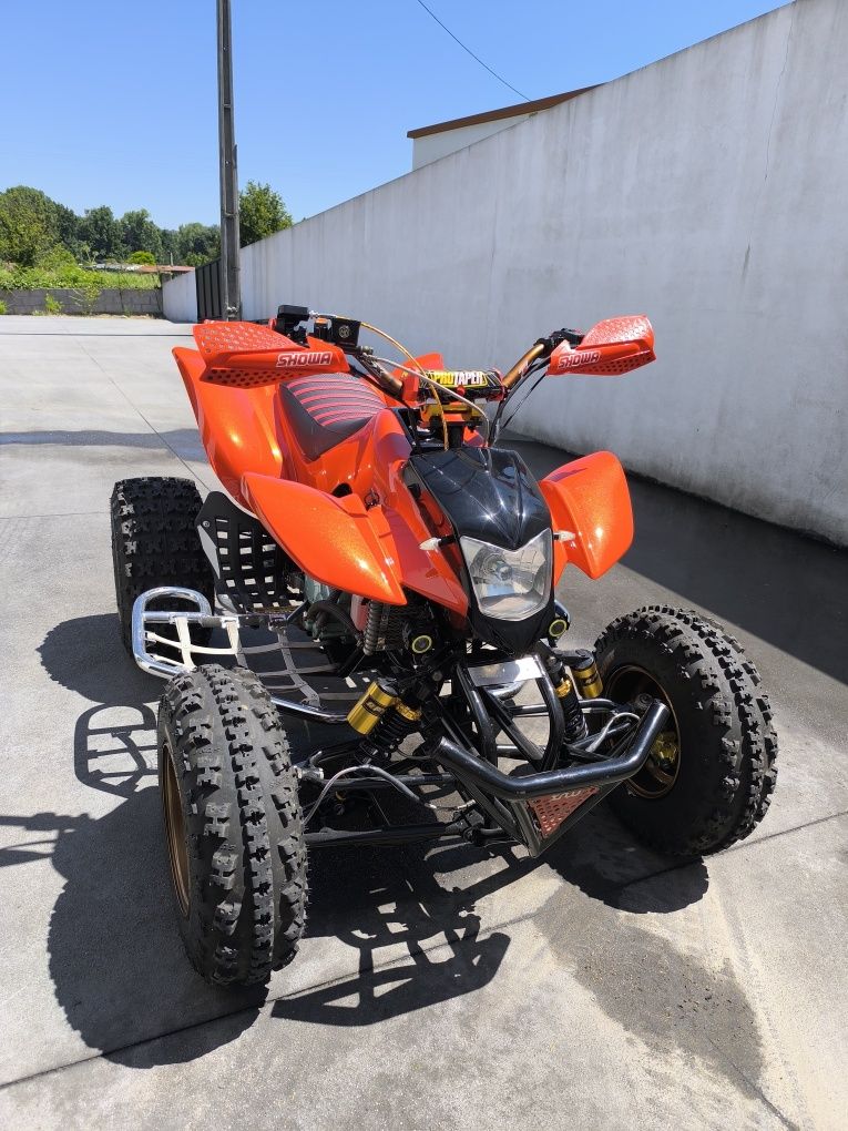 Vendo mota 4 250cc de 2009
Conta com o seguinte materia