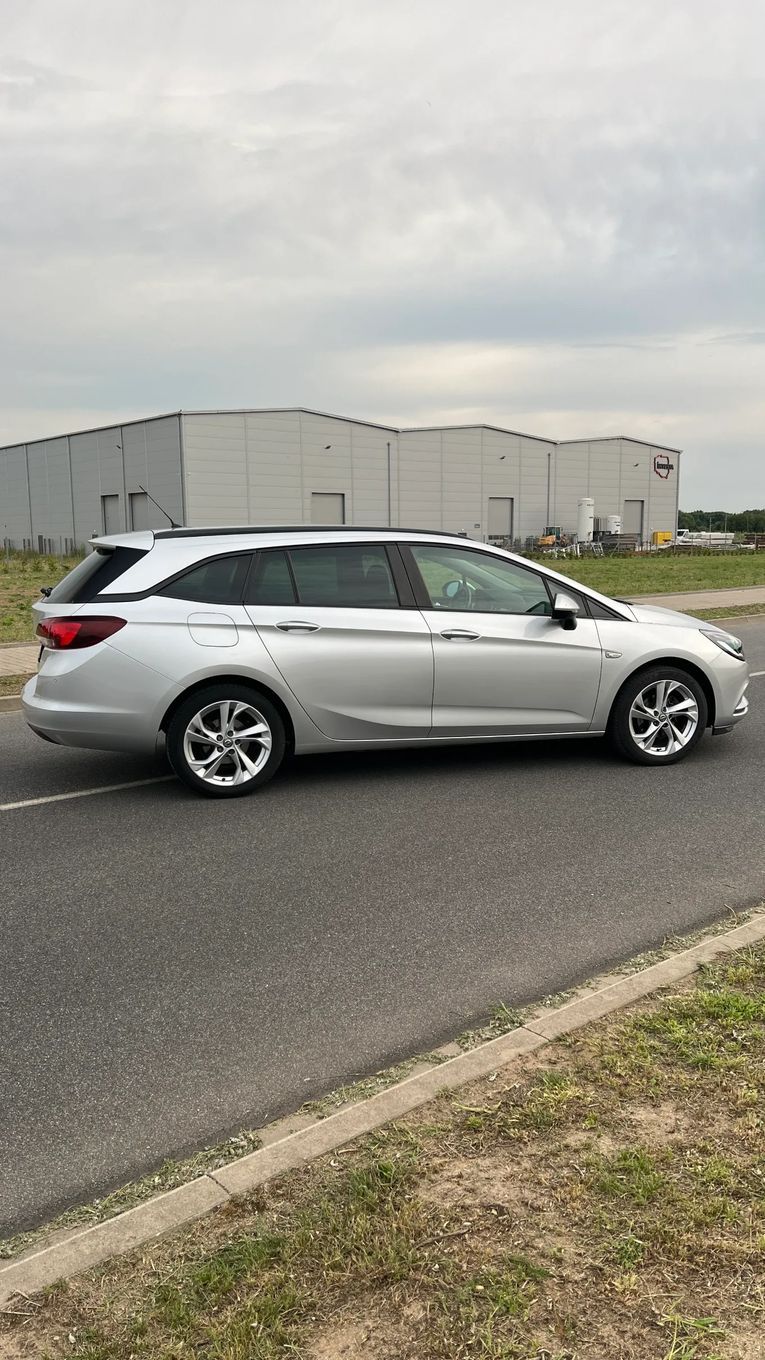 Opel Astra 1.6 CDTI 110KM, serwisowany ASO, długie opłaty