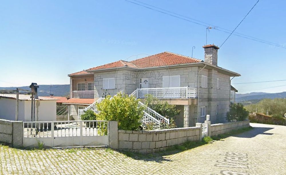 Moradia T3 para venda