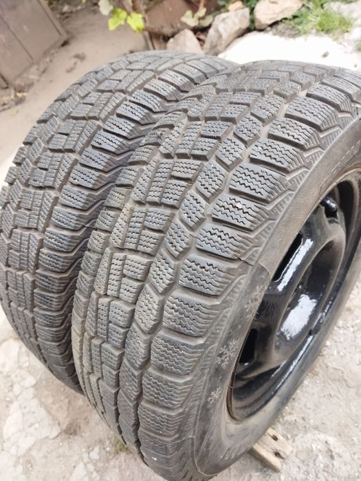 Продам зимнюю резину как новую с дисками на ВАЗ 175/70R13