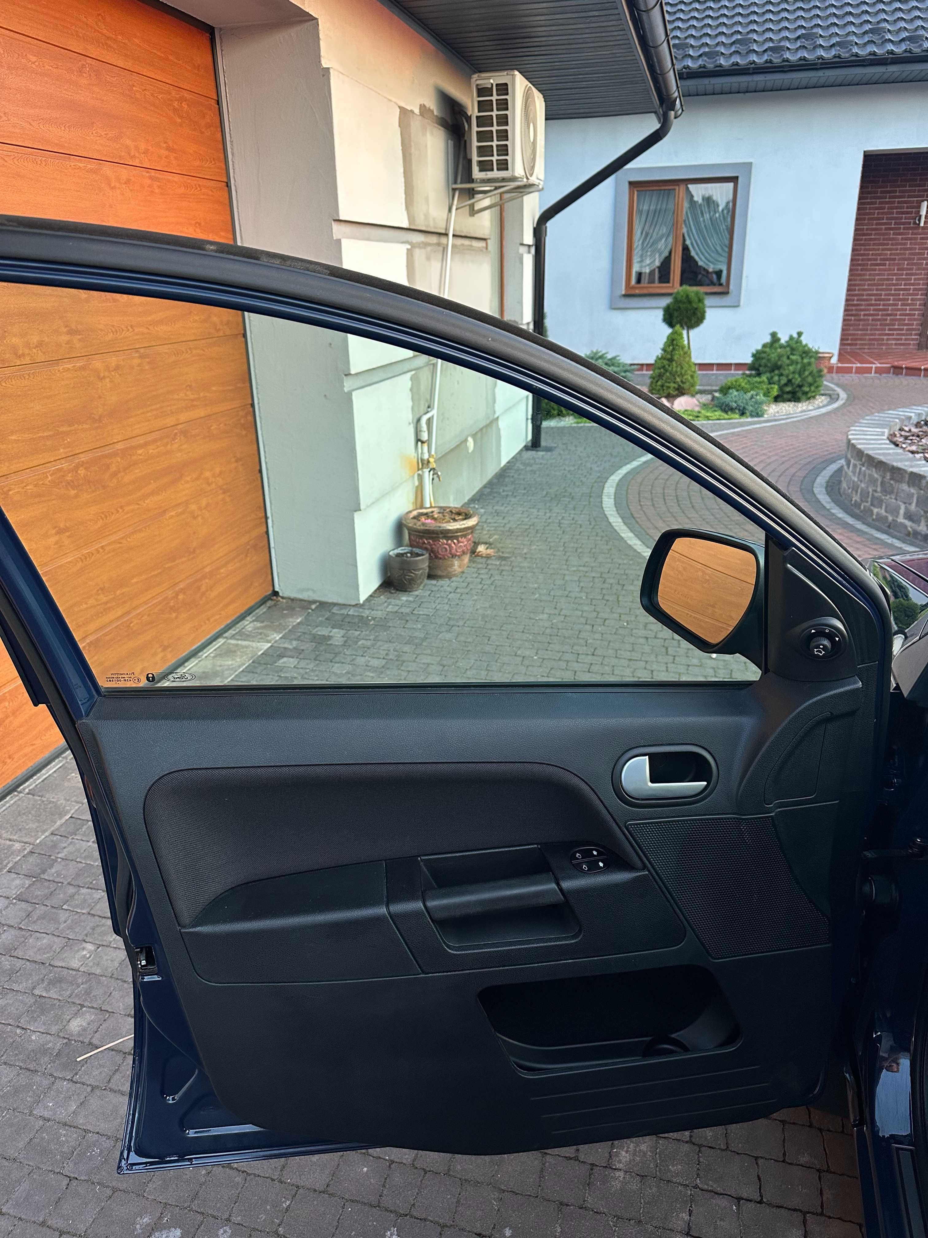 Ford Fusion 1.4 бензин 2011