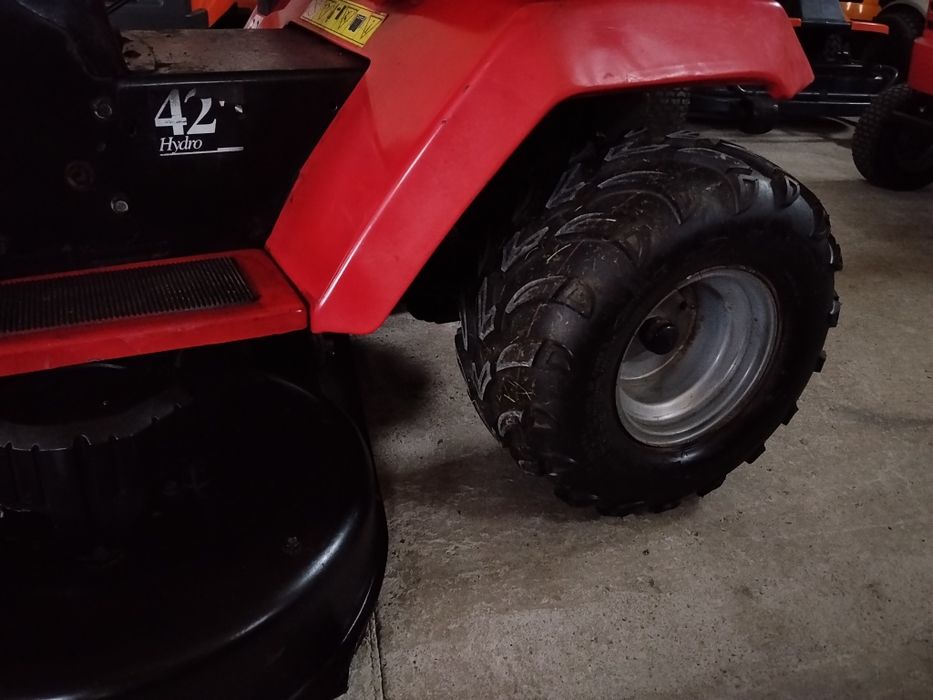 Kosiarka Traktorek Husqvarna Yard Pro