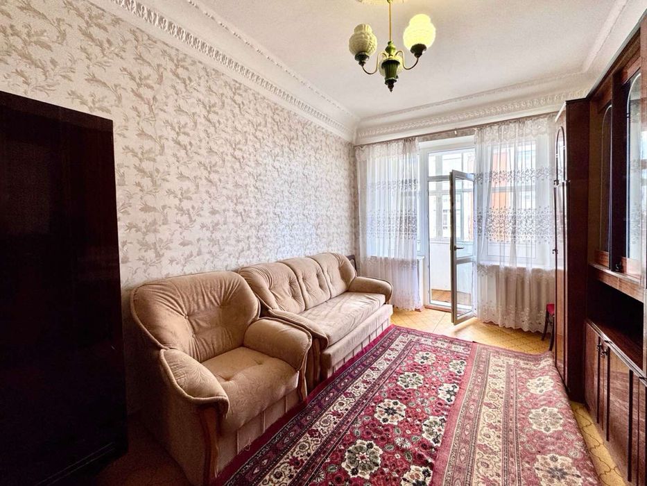 Здаю в оренду 3к квартиру в самому центрі міста. ц1