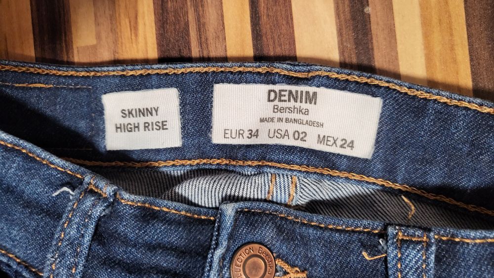 Jeansy denim Bershka skinny high size 34  bdb wyprzedaż garażowa 25 zł
