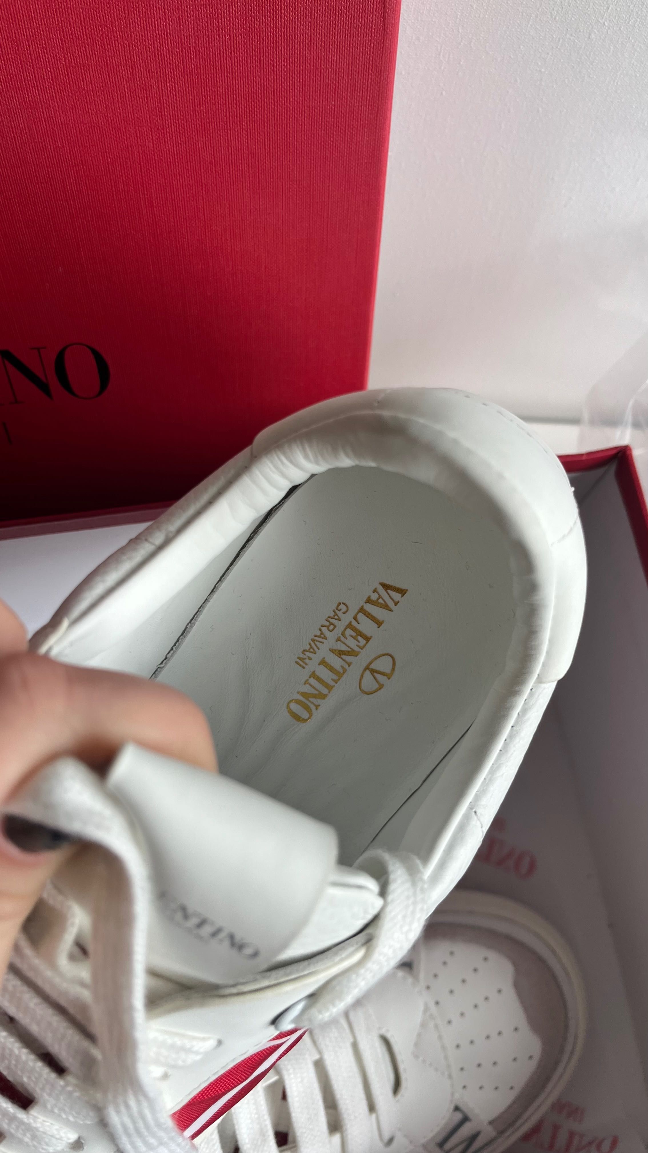 Кеди Valentino білі