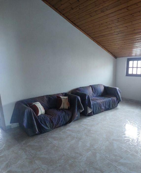 Apartamento T1 em Alto Estanqueiro