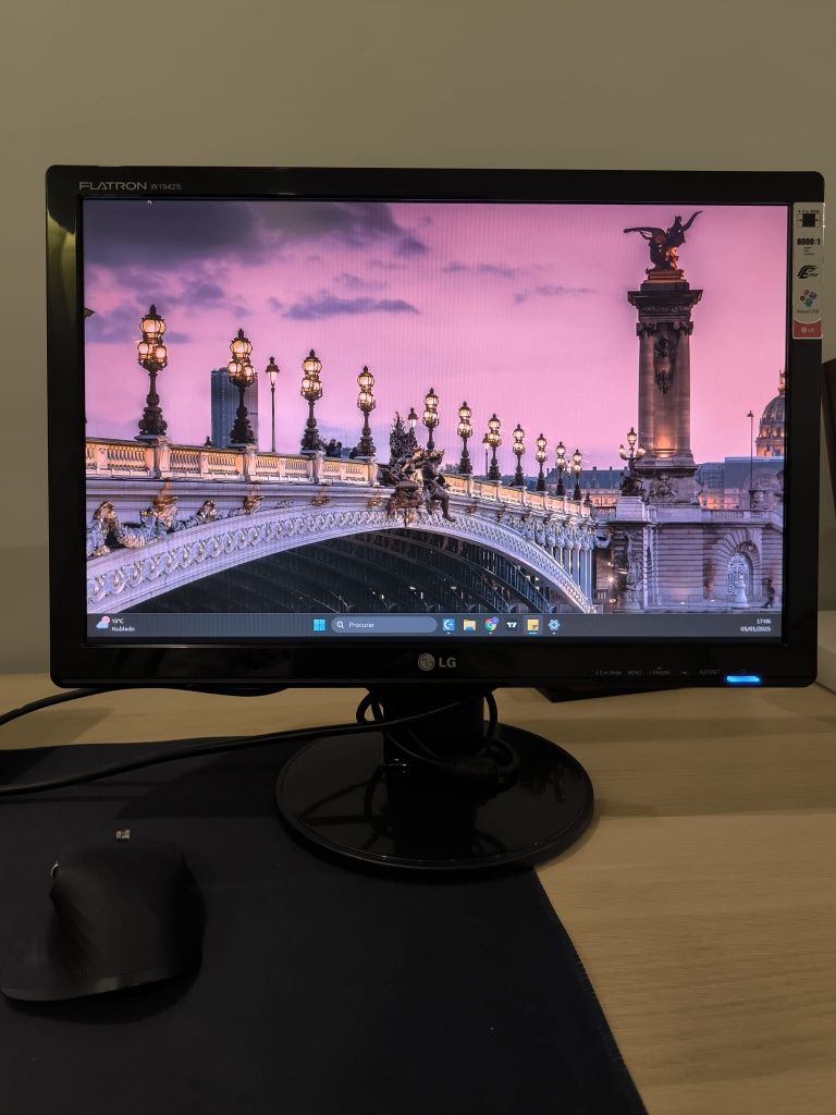 Monitor LG 19" - excelente estado