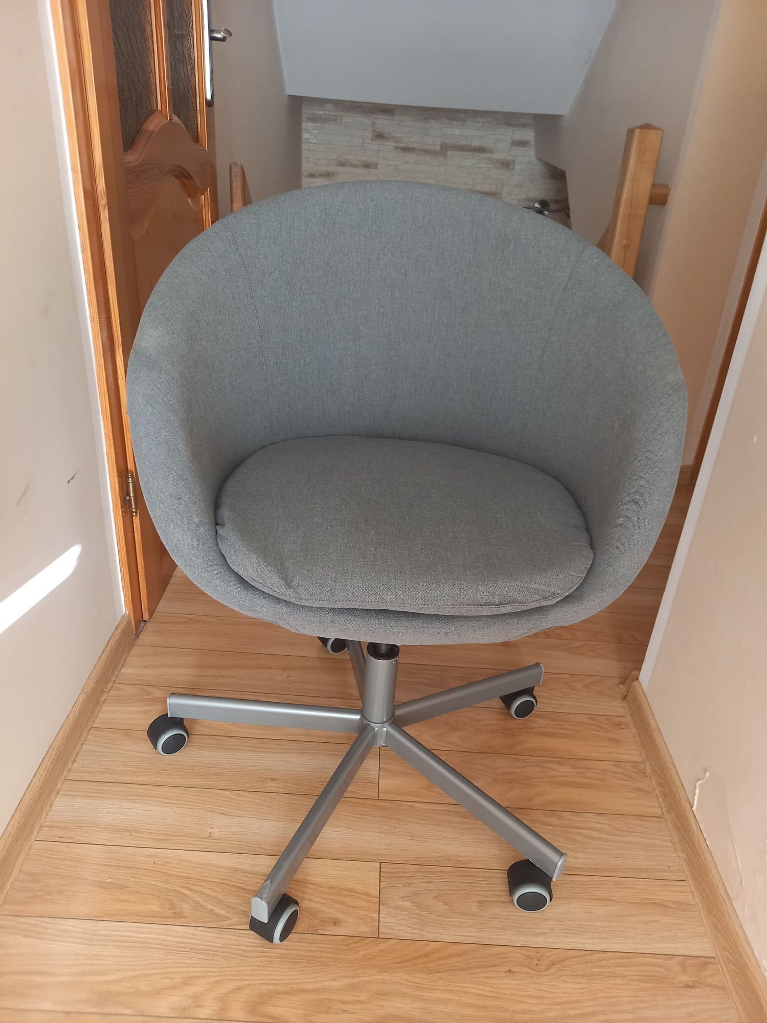 Fotel, krzesło obrotowe SKRUVSTA Ikea