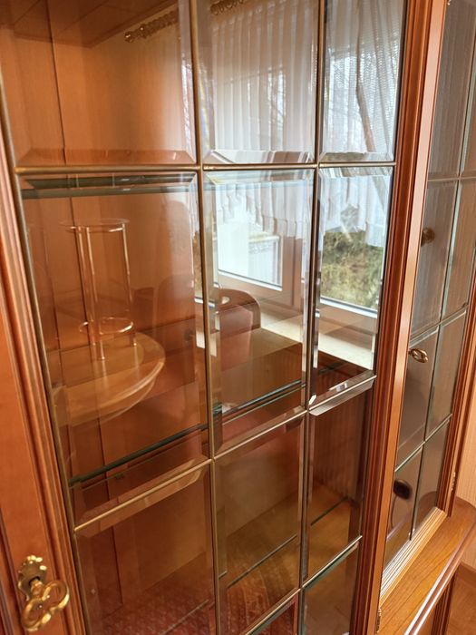 Witryna  kredens  bardzo ladny