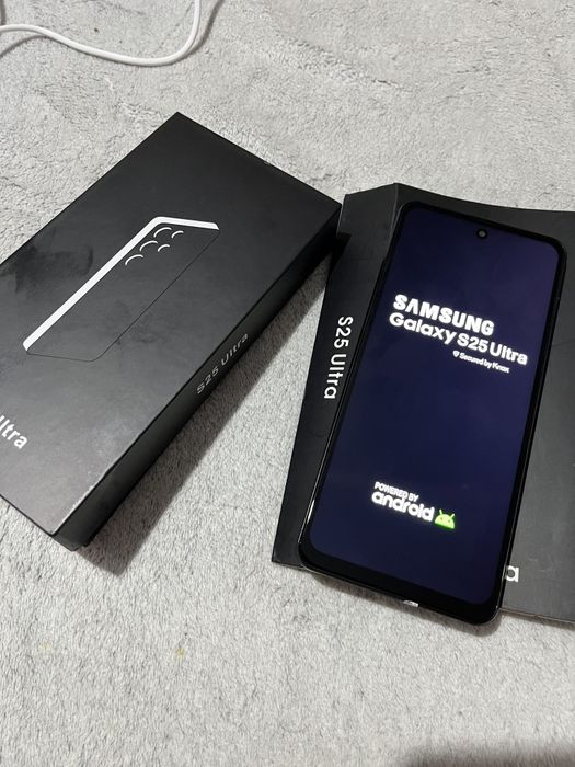 Samsung s25 ultra 12/512 Китай.