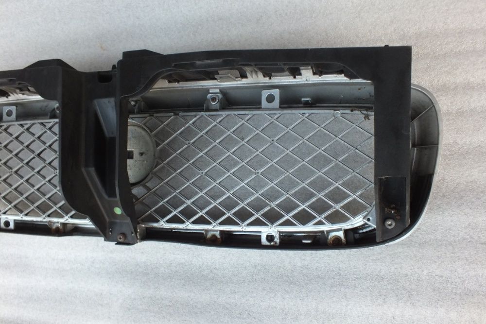 Jaguar X-type lift grill atrapa