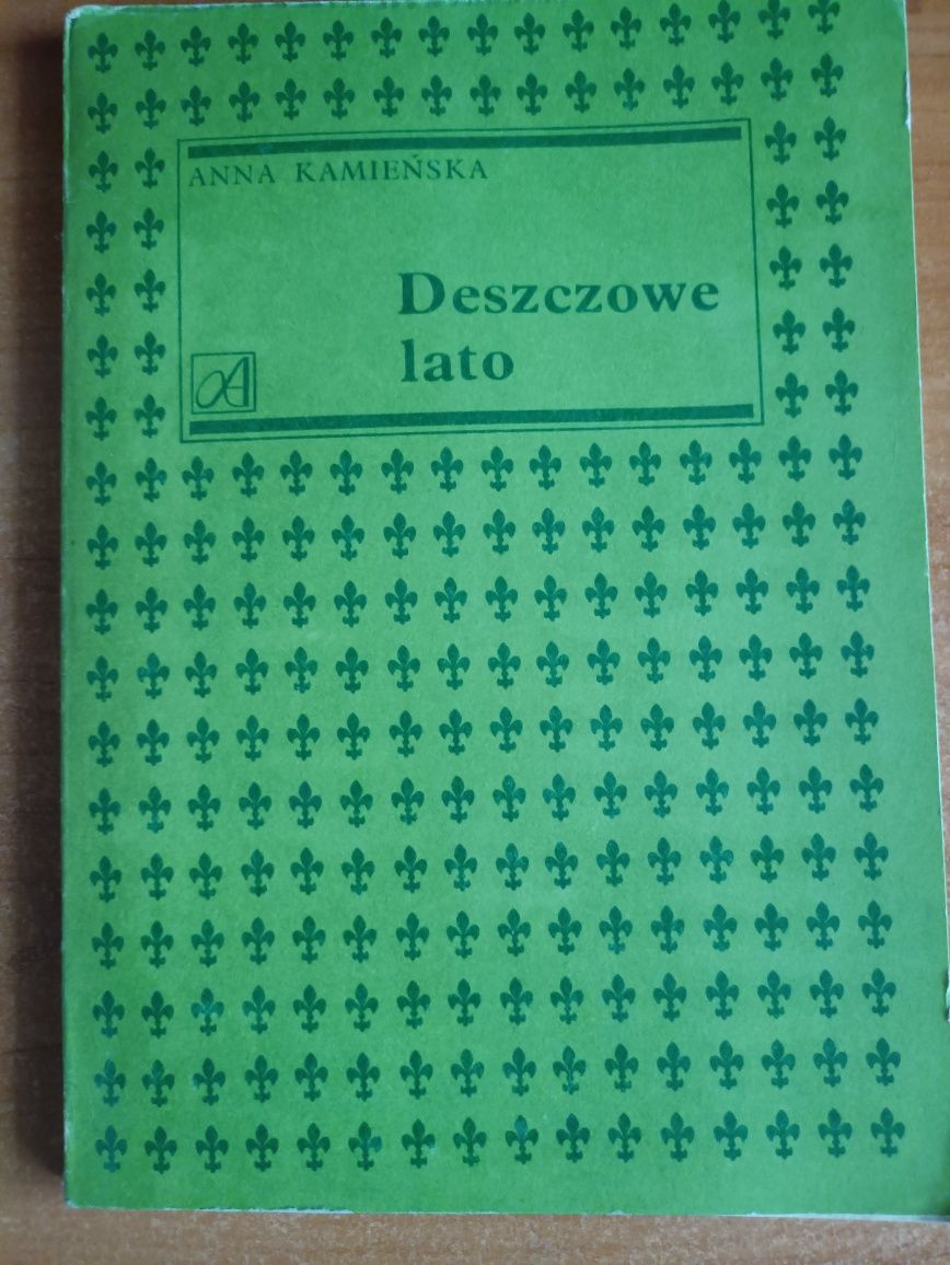 Anna Kamieńska "Deszczowe lato"