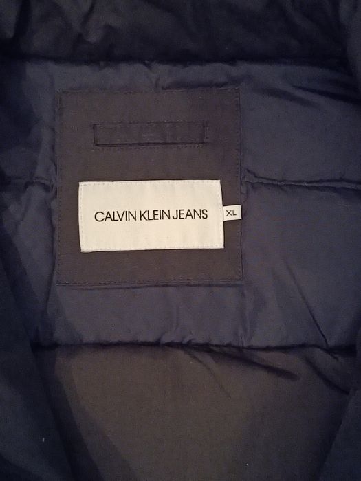 Продам оригинальный мужской пуховик Calvin Klein, размер XL