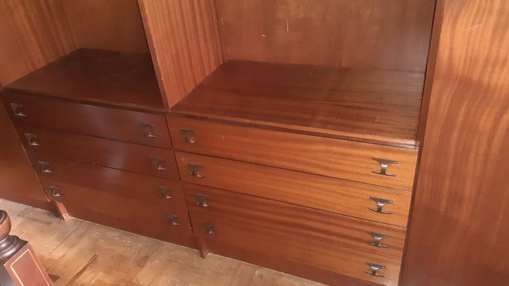 Vendo ropeiro para quaro de casal