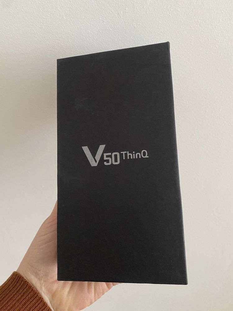 Продам смартфон LG V50 ThinQ Флагман