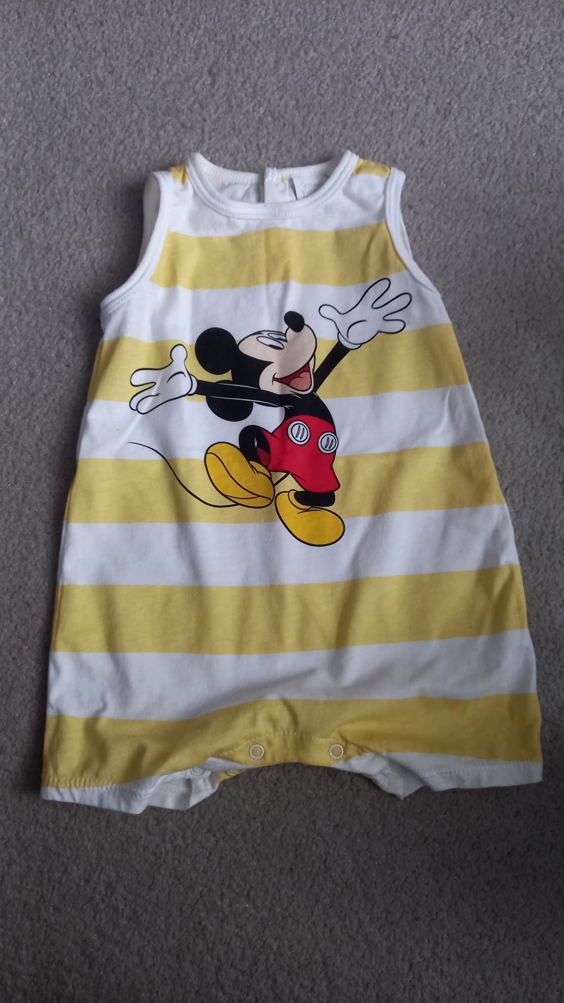 Rampers pajac Mickey Mouse rozm 6miesiecy (68cm) NOWY