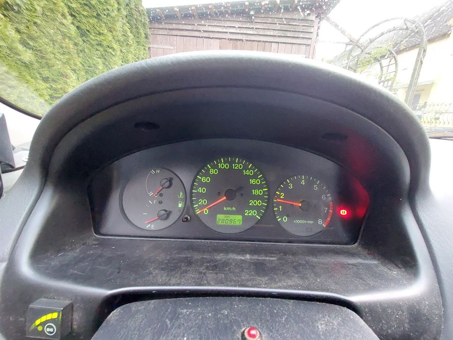 MAZDA 323F (2000) – Nieśmiertelny Japończyk z przyspieszaczem Gazowym!