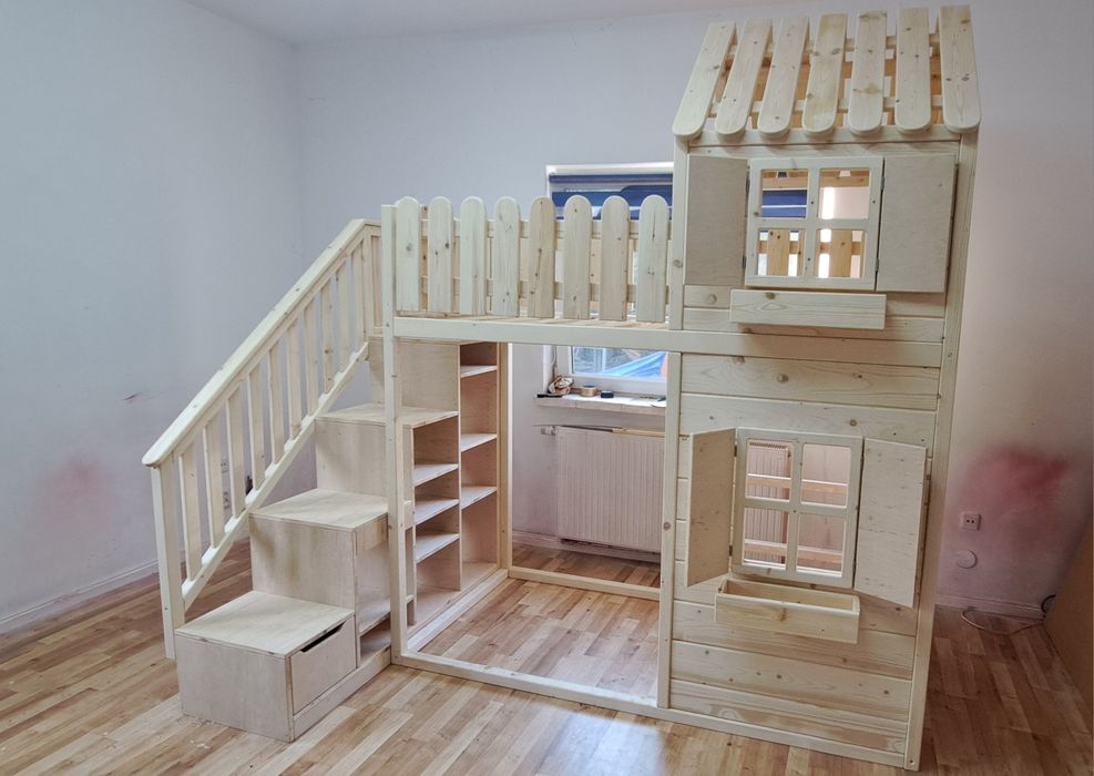 Łóżko piętrowe drewniane niemalowane z antresolą