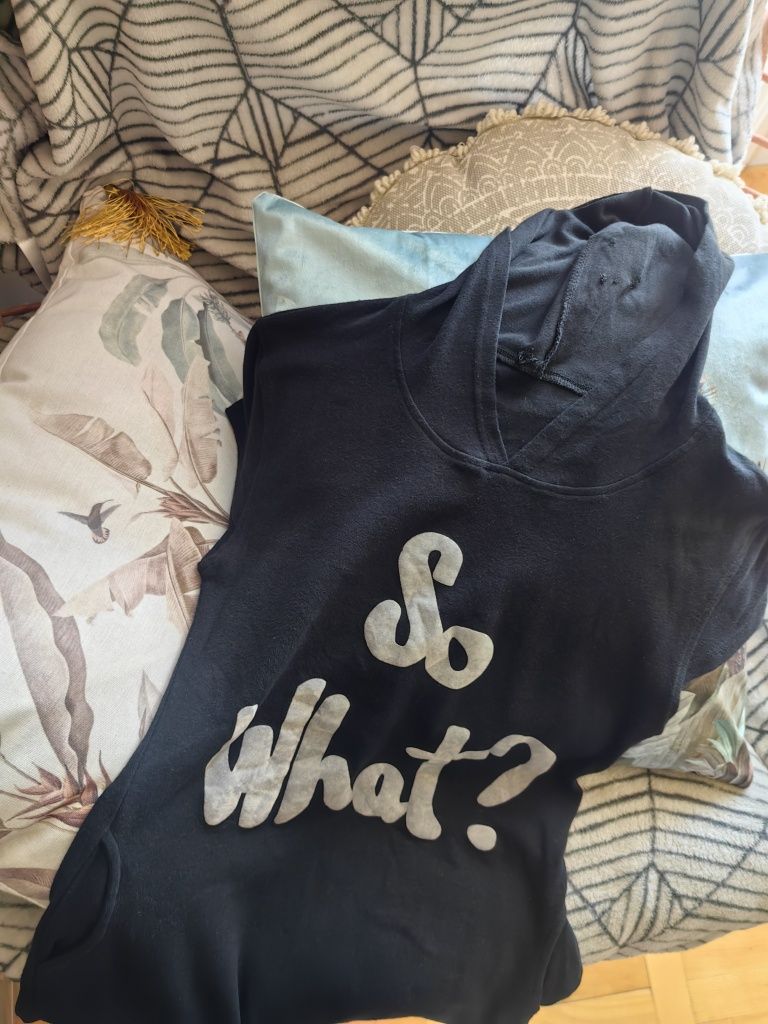 Czarna tunika XS z napisem - So what?