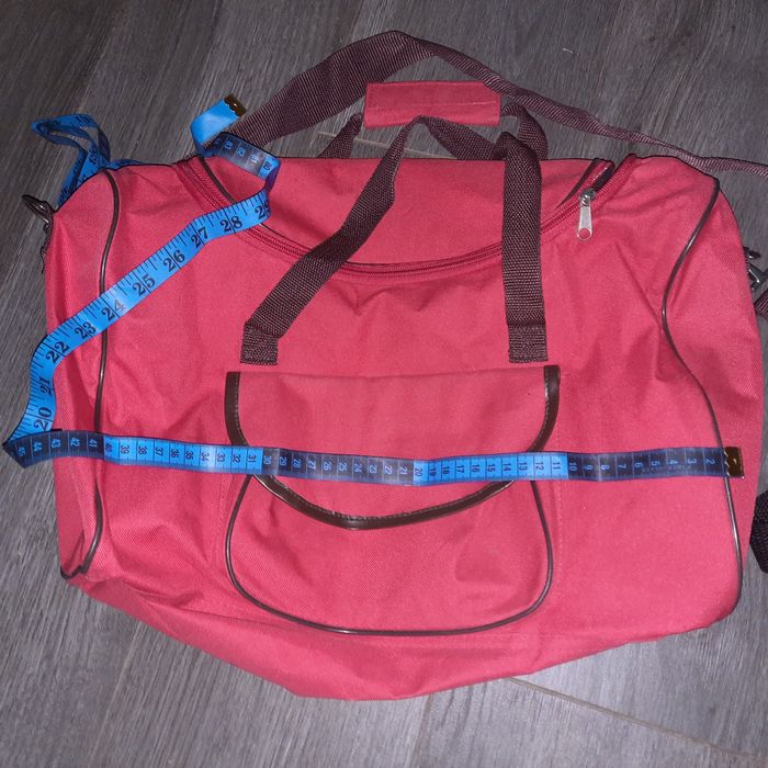 Сумка червоного кольору