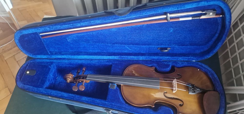 Nowe skrzypce 4/4 Sterling + smyczek