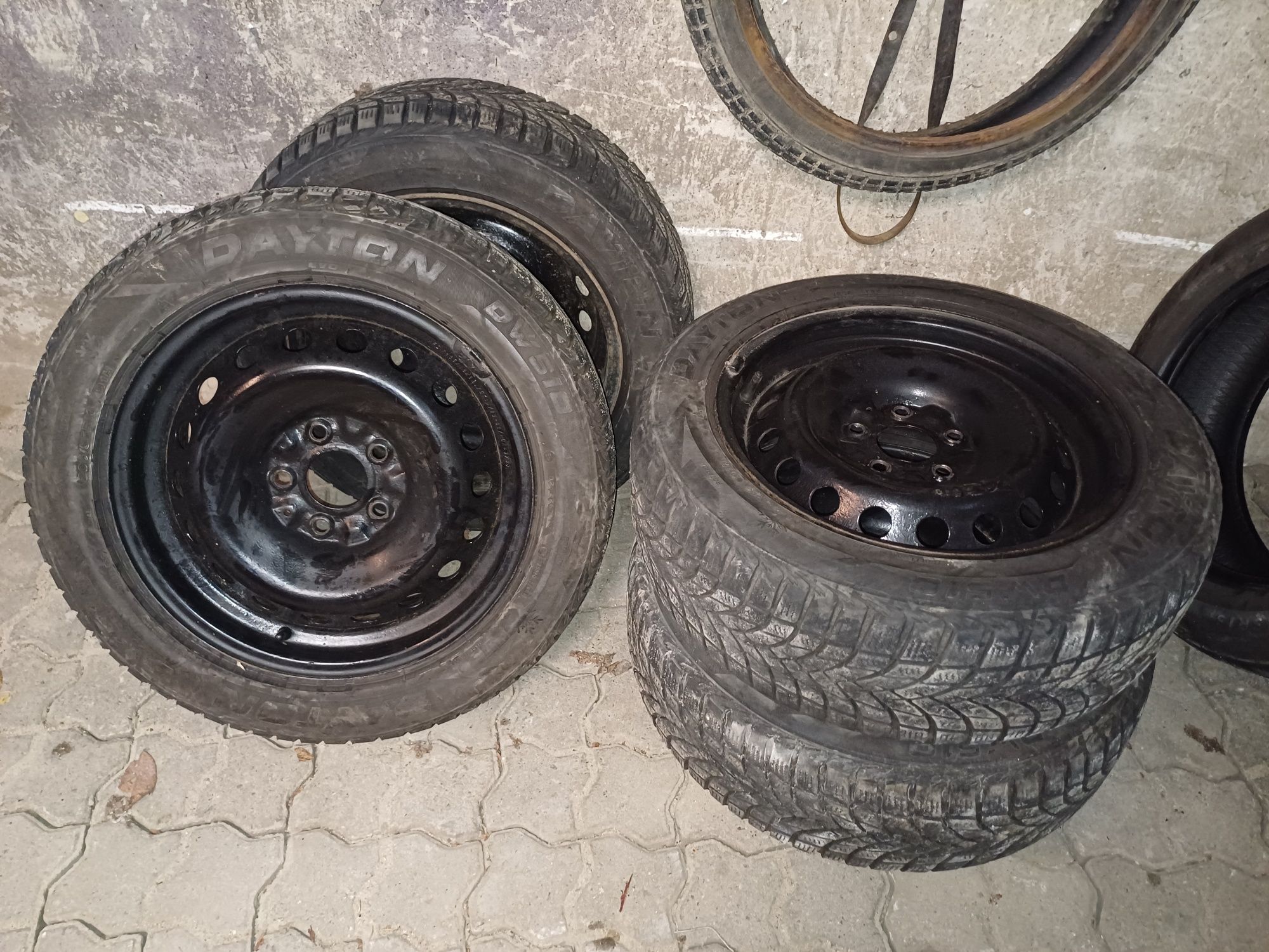 Koła zimowe 255/55 r16