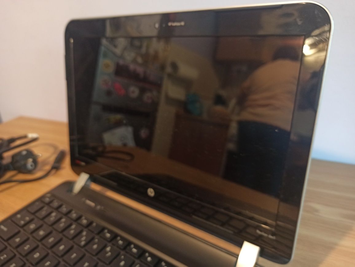 Laptop HP Dm1 4210sw