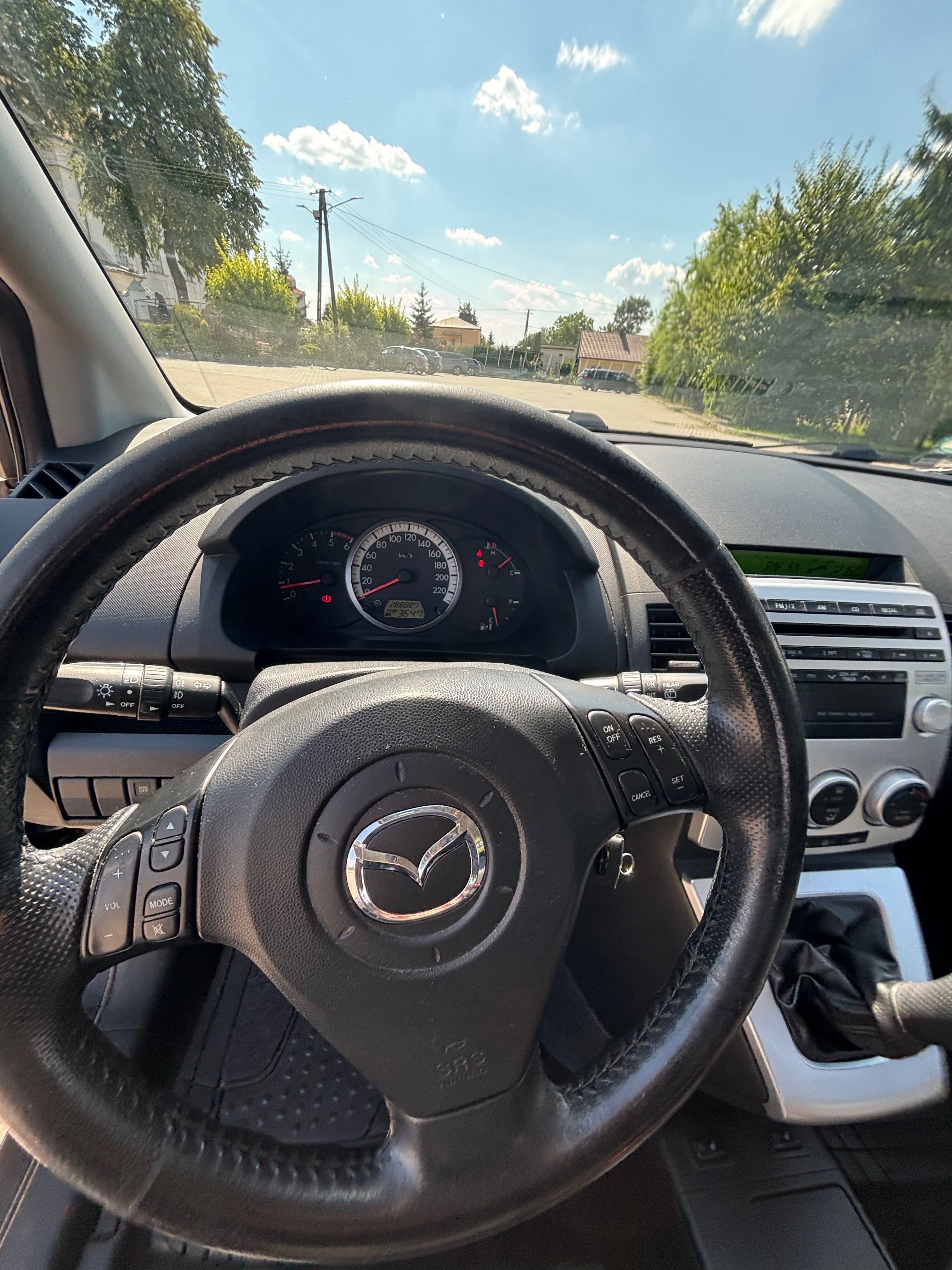 Mazda 5 sprawna klima, alu, 7 miejsc, świeży przegląd techniczny.