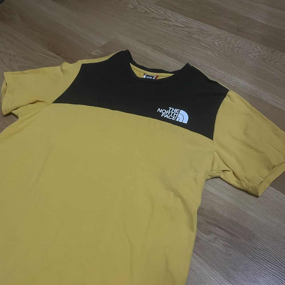 Футболка The North Face, поло, лонгслів TNF