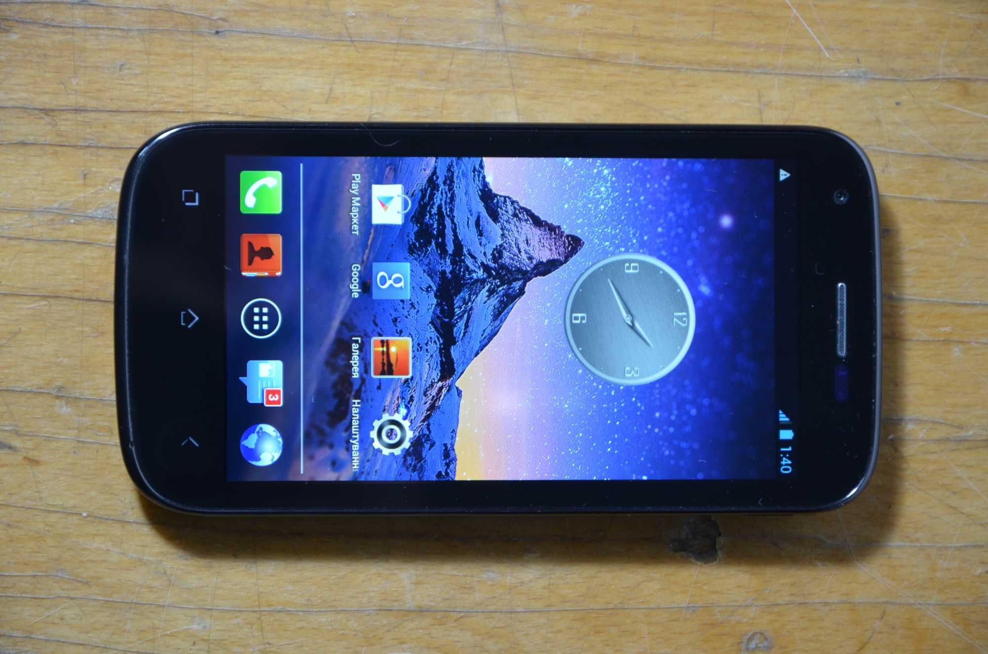 Смартфон WIXO Cink Pix 2