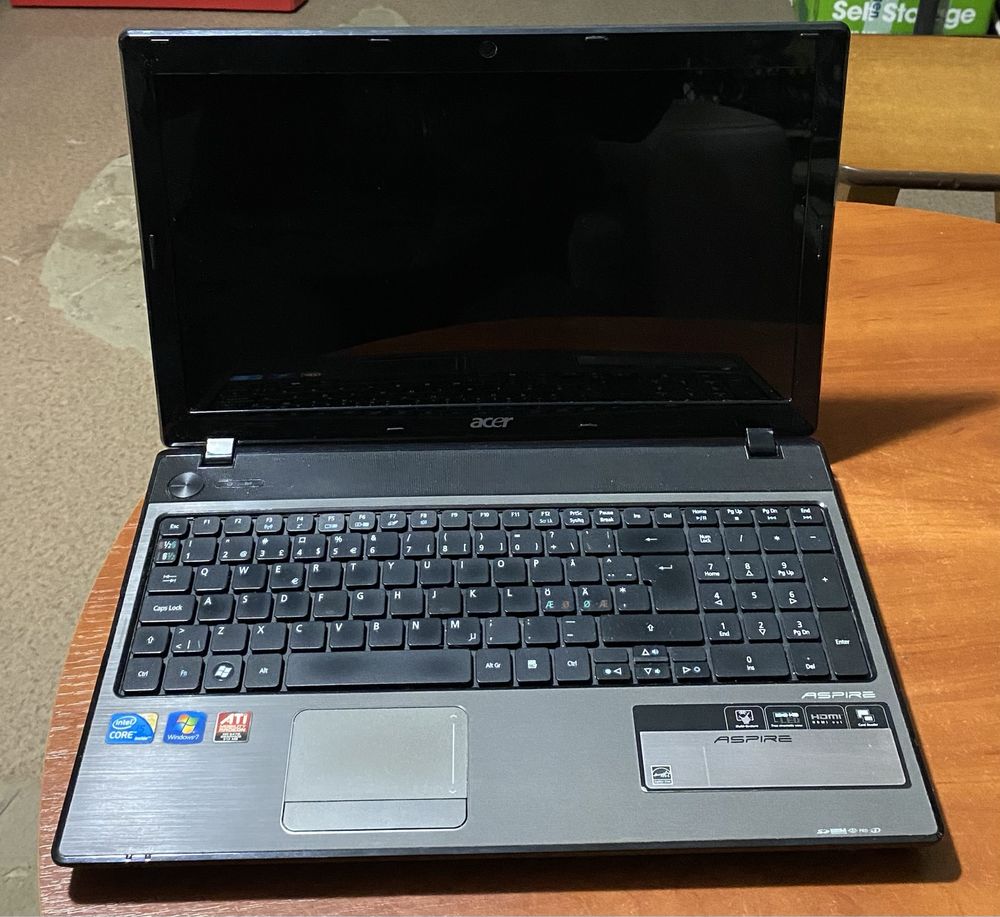 Ноутбук Acer Aspire 5741 New70 15.6"/4GB RAM/500GB HDD/i5 CPU! N2259