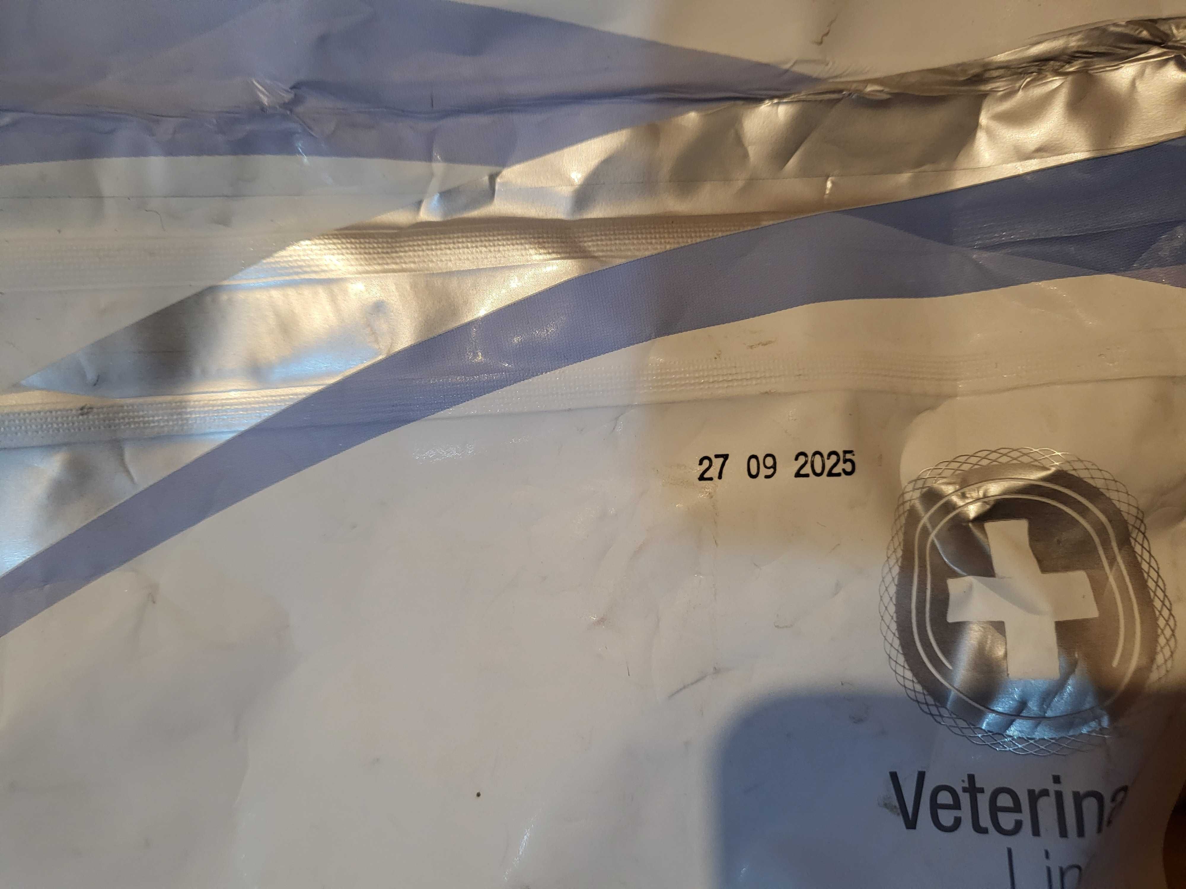 Karma sucha z wołowiną APL Canine Junior Care (średnie rasy) 8kg NOWA