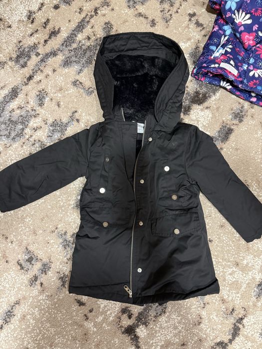 Парка Zara на дівчинку