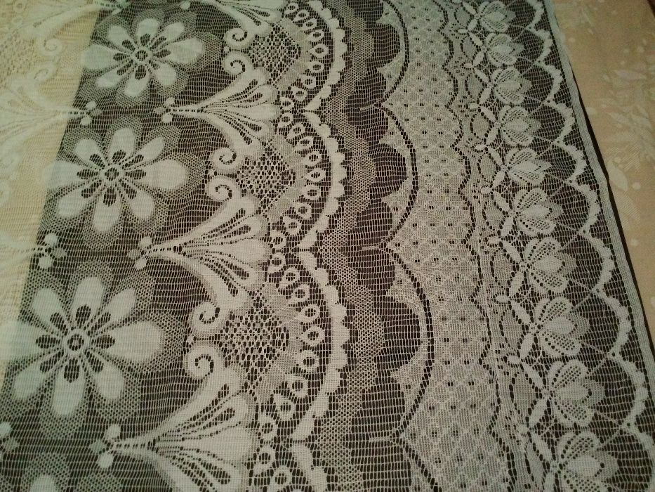 Кружевное гардинное полотно