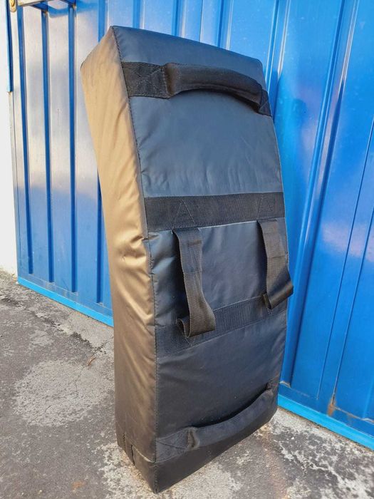 Saco de (kick)boxe (punch pad curved)