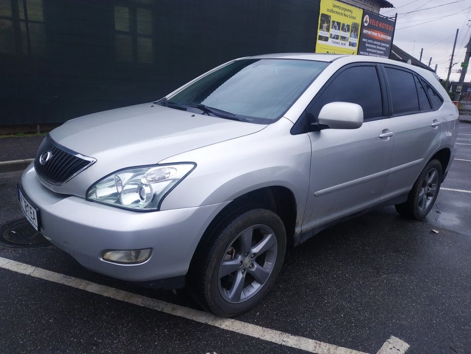 Продаю Lexus RX 300
