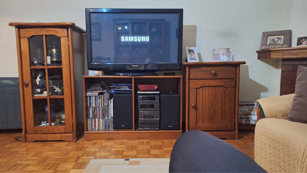 Mobilia de sala e quarto