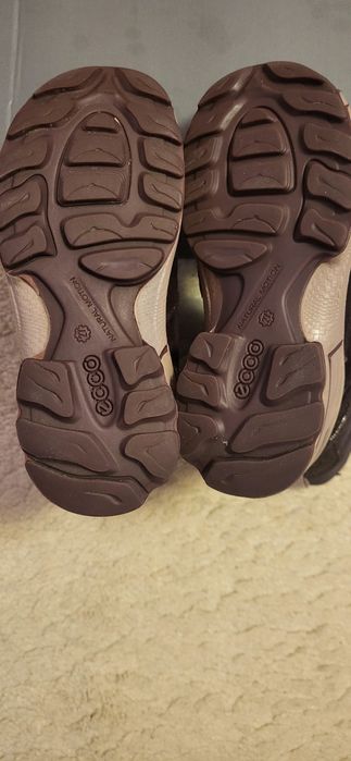 ECCO  зимні, шкіряні ботінки 27р