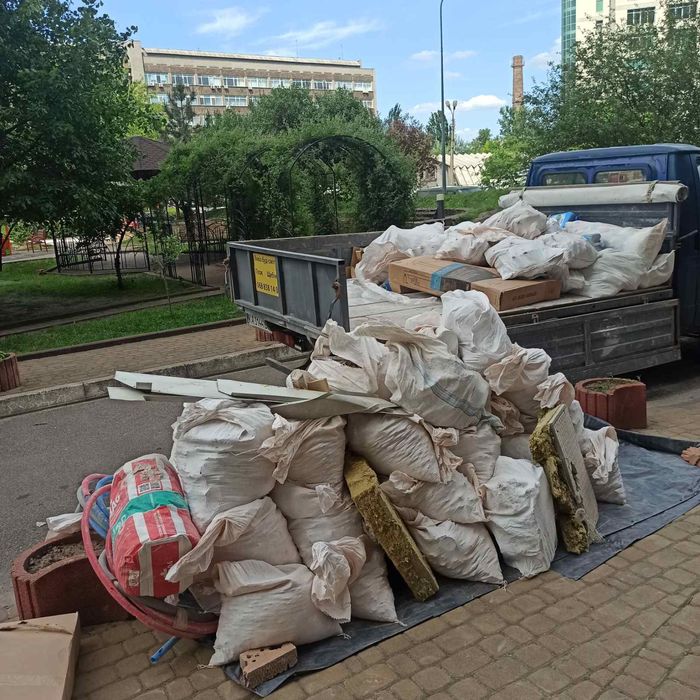 Вивезення сміття, мотлоху.Демонтажні роботи.