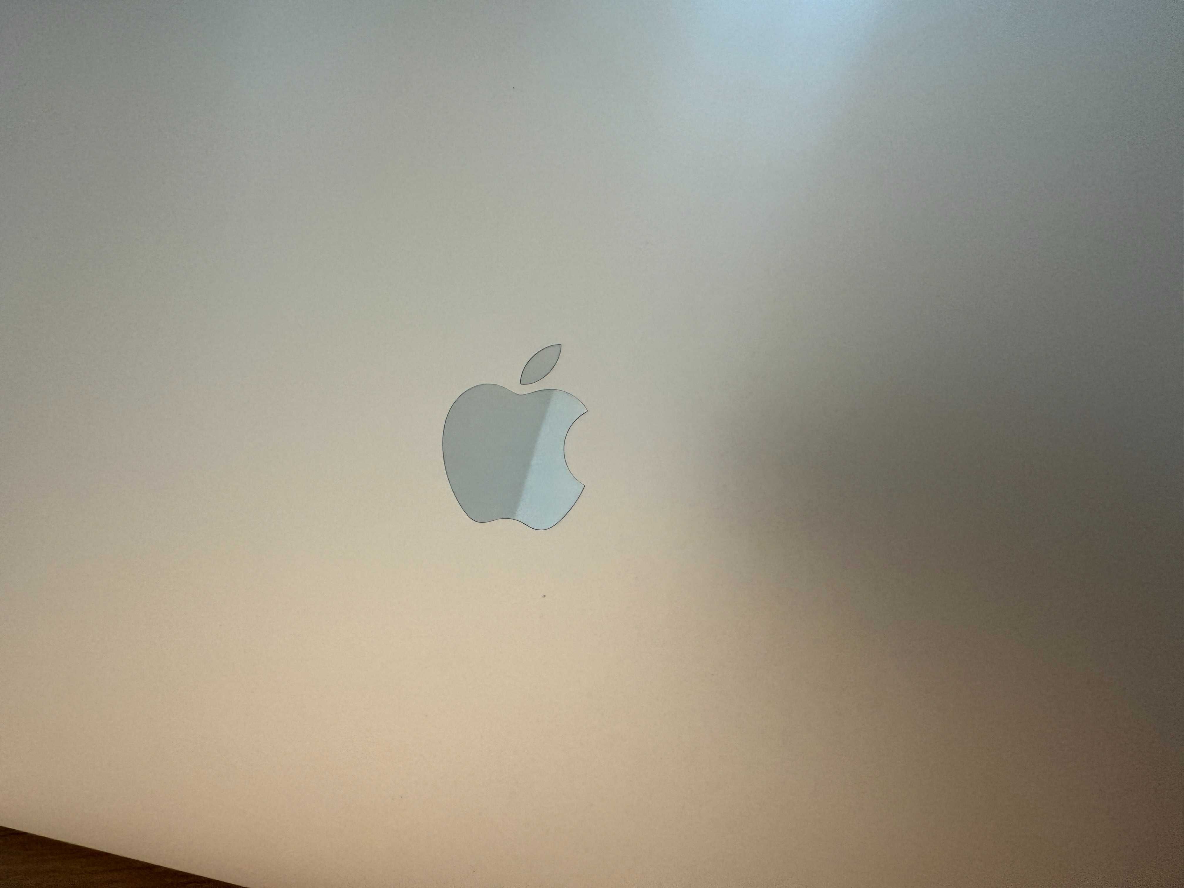MacBook Air M1 8-core 3.2/8 13" - Não aceito trocas