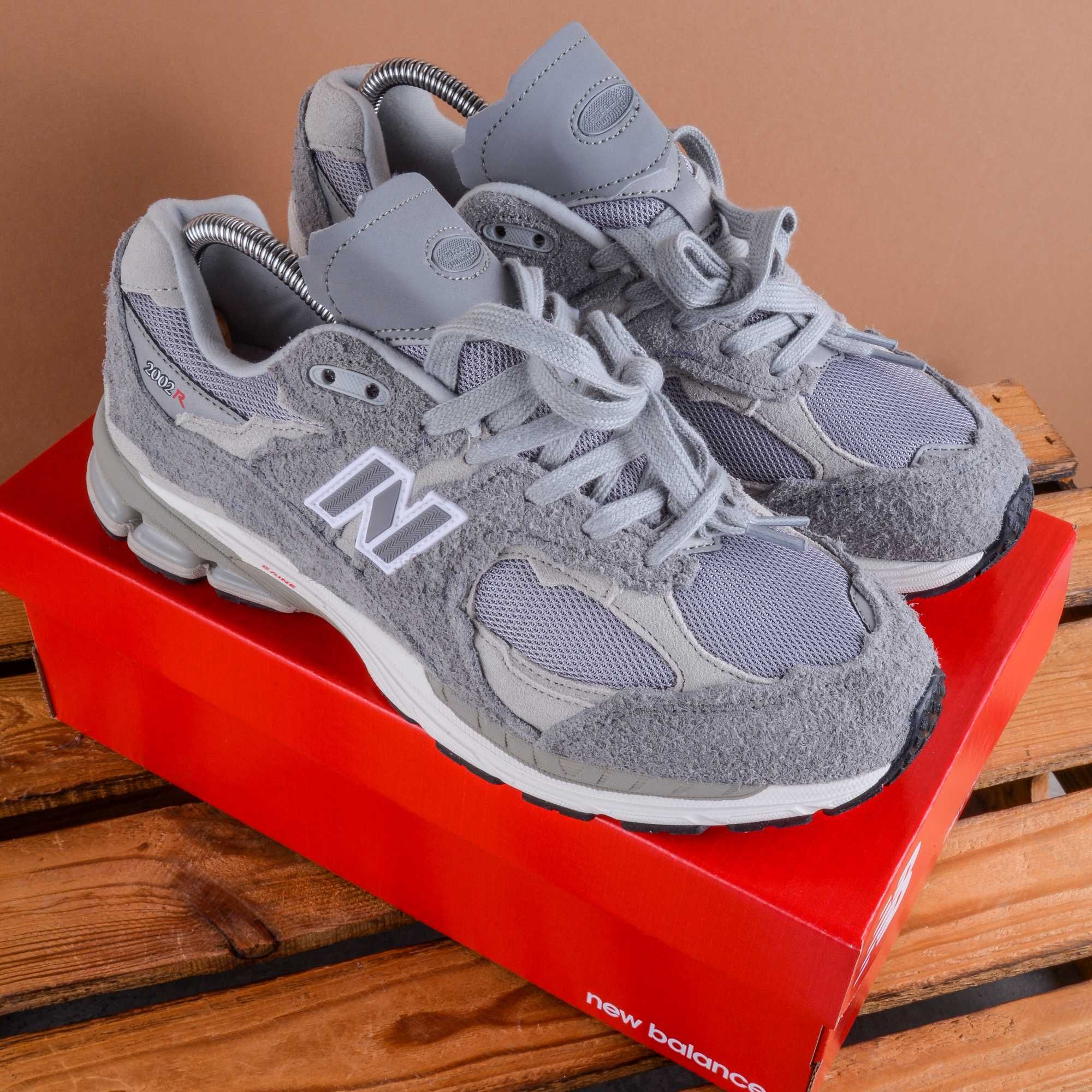 (1834) Чоловічі Кросівки New Balance 2002R сірий колір (41-45) нб