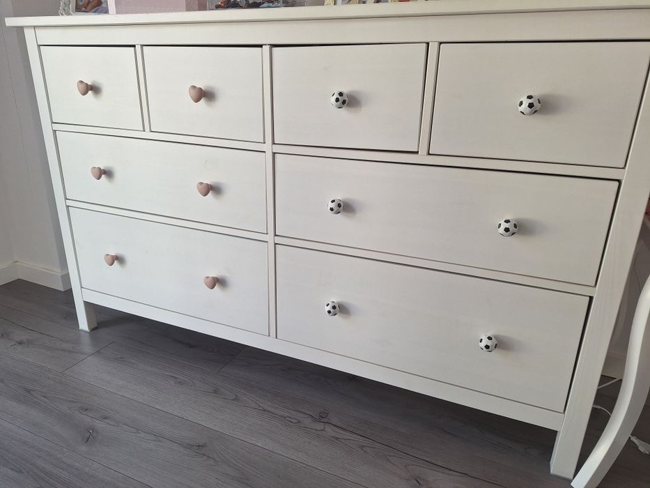 HEMNES
Cómoda c/8 gavetas, velatura branca, 160x96 cm