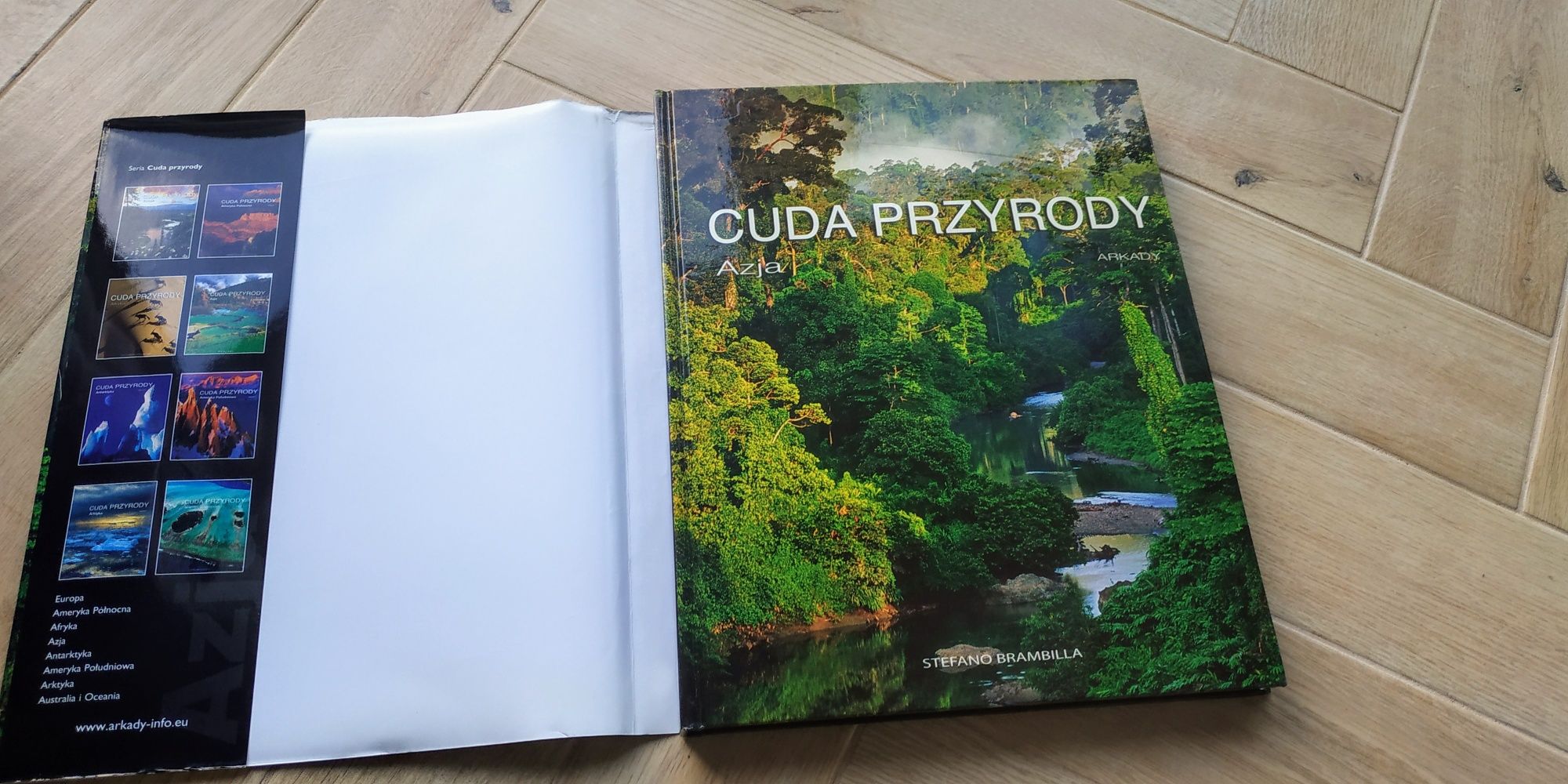 Album "Cuda przyrody Azja" Stefano Brambilla