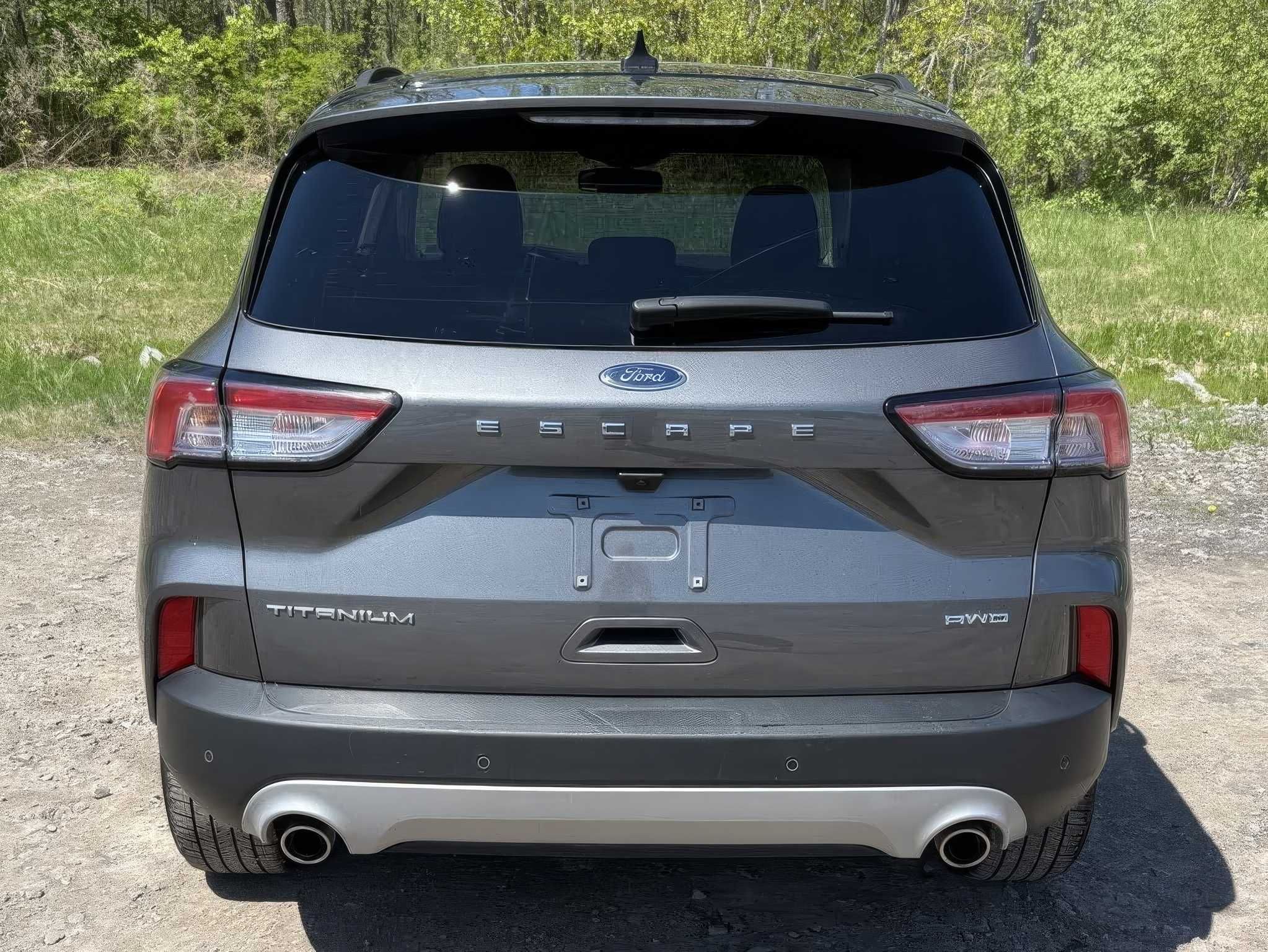 2022 Ford Escape Titanium