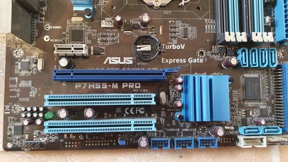 Материнська плата Asus P7H55-M-Pro