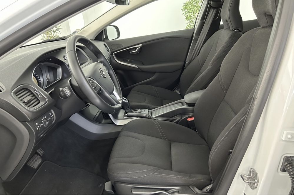 Volvo V40 D2 Kinetic Geartronic