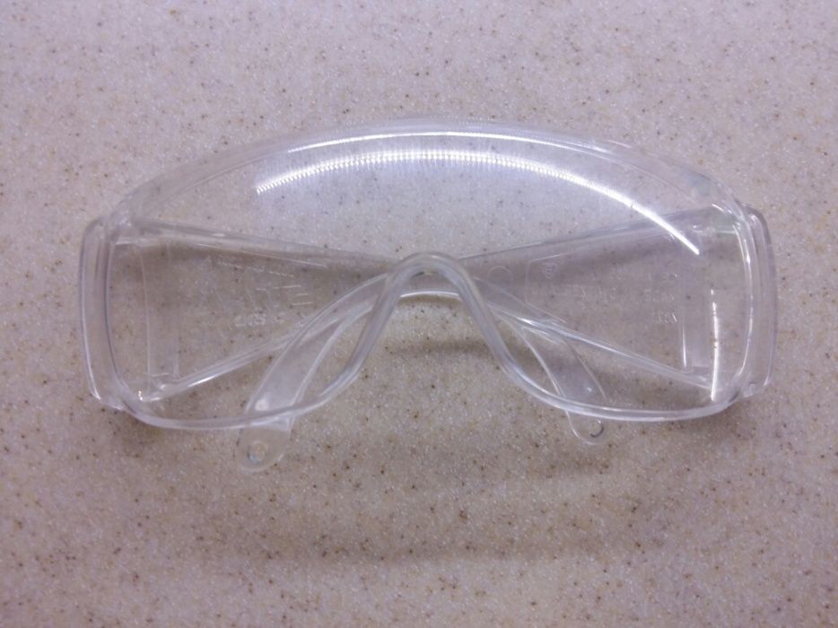 Продам защитные очки "Shtil"