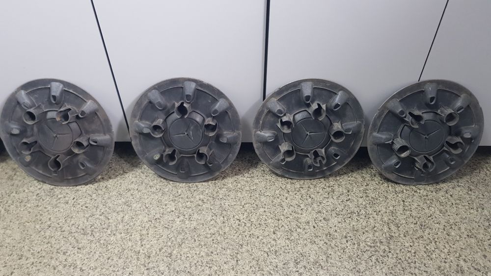 Ковпаки колесного диска Mercedes Benz Vito W639 комплект